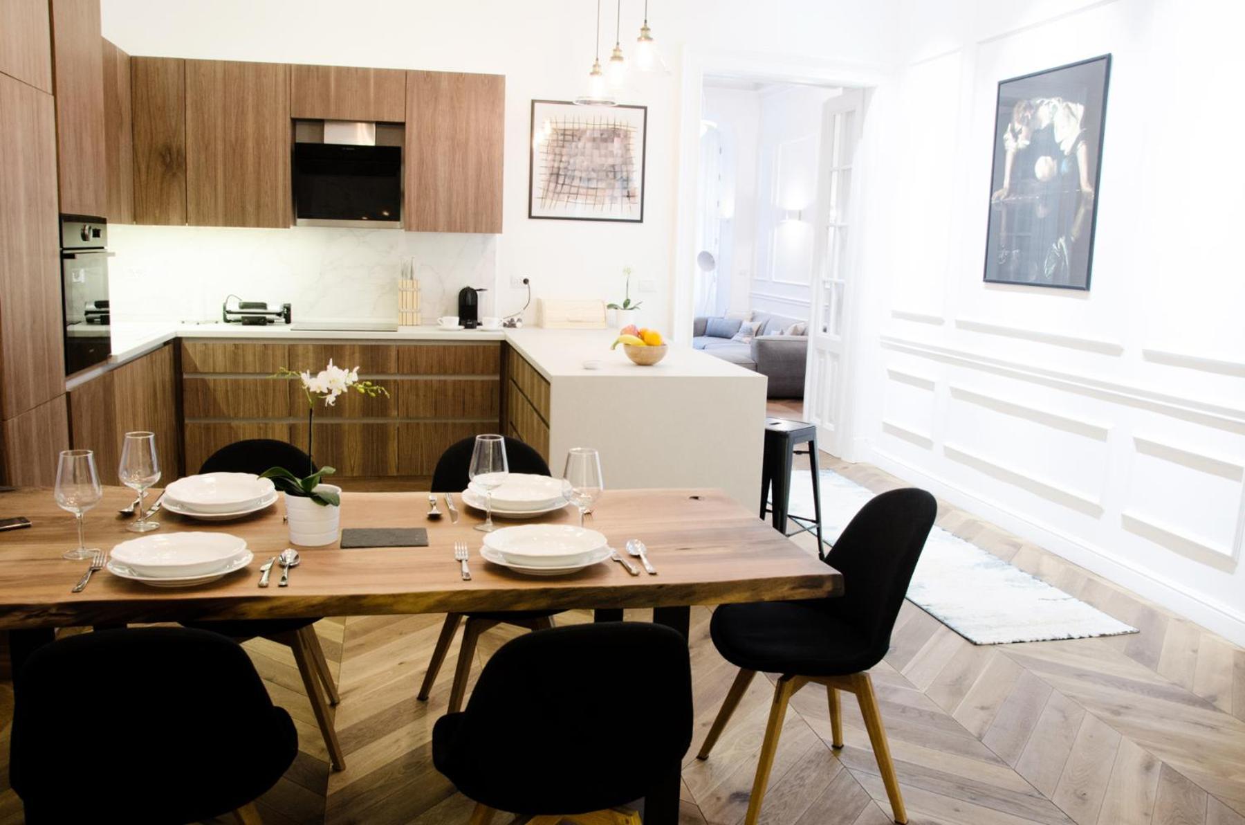 Luxury By Hi5 - Location 3-br Apartamento