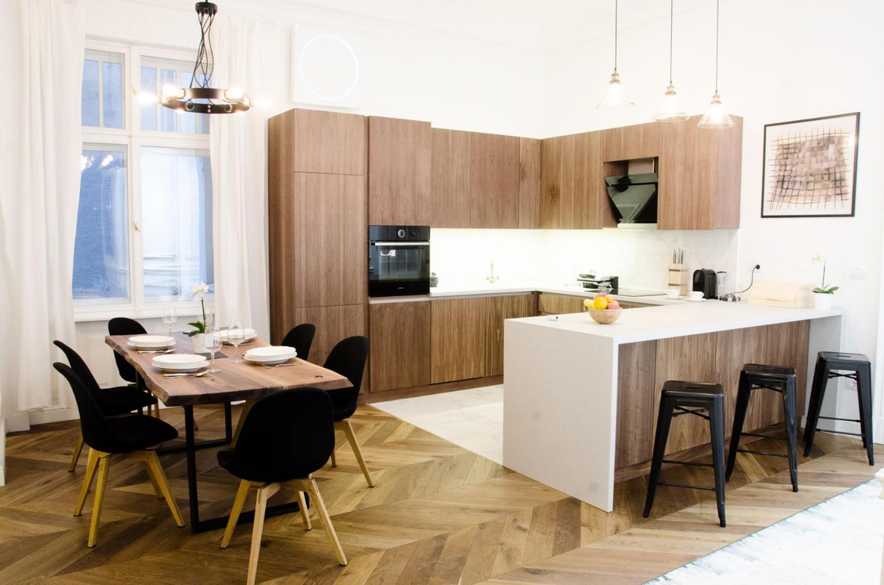 Luxury By Hi5 - Location 3-br