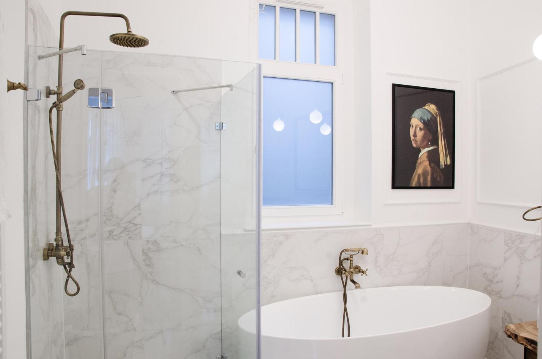 Luxury By Hi5 - Location 3-br Budapest